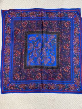 Worthington 100% Silk Paisley Scarf Blue Red Square Vintage Style Scarf